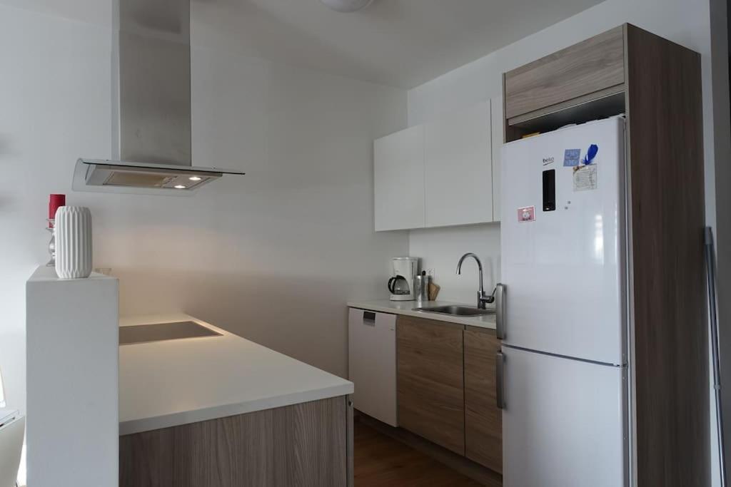 Beautiful Flat In Downtown Reykjavik With A Veiw 아파트 외부 사진